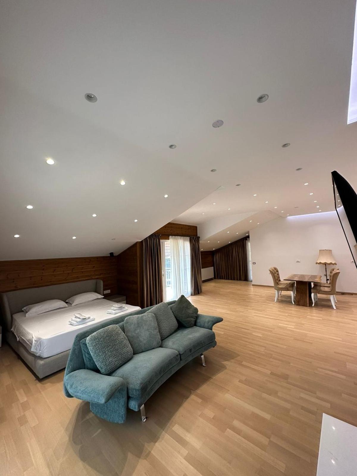Bianca Hotel & Villa Priska e Madhe Екстер'єр фото