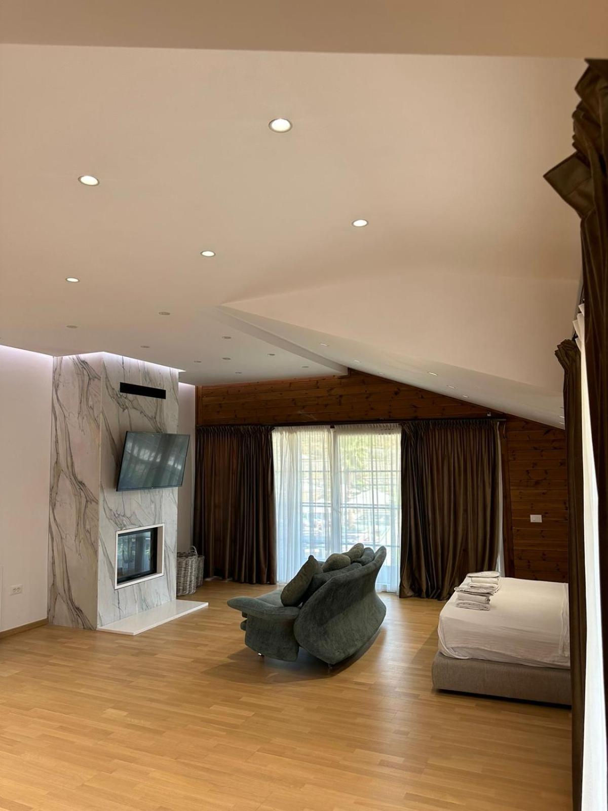 Bianca Hotel & Villa Priska e Madhe Екстер'єр фото